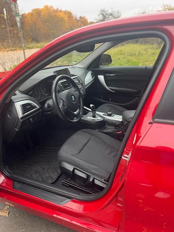 Gebraucht BMW 118 170 PS (125 kW) 2012 Rot Kleinwagen