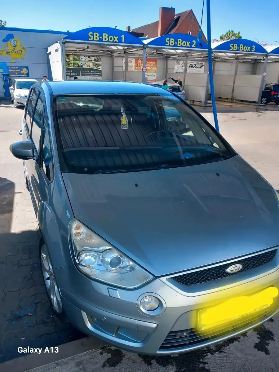 Second-hand Ford S-MAX S 175 CP (128 kW) 2008 Argintiu Monovolum