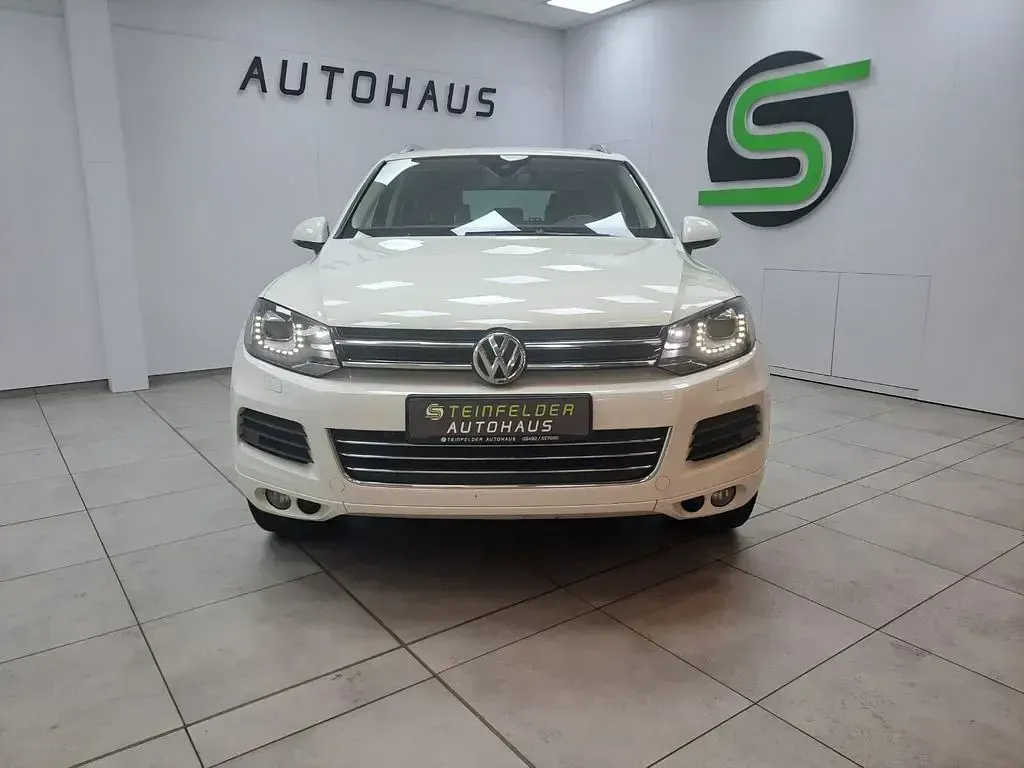 Gebraucht VW Touareg 239 PS (175 kW) 2010 Weiß SUV