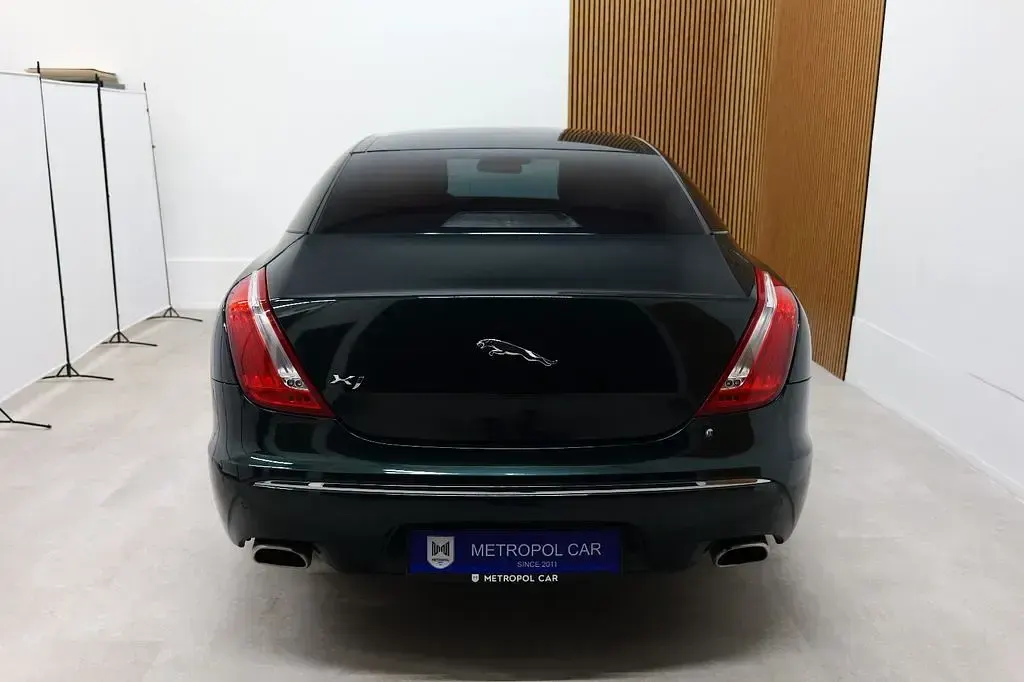 Gebraucht Jaguar XJ Premium Luxury 275 PS (202 kW) 2010 Grün Limousine