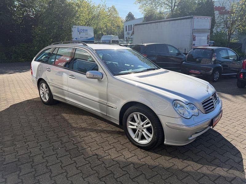 Gebraucht Mercedes C180 143 PS (105 kW) 2003 Silber Kombi