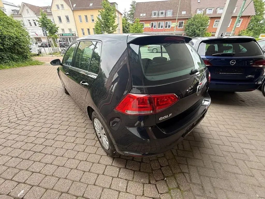 Gebraucht VW Golf VII Highline 140 PS (102 kW) 2014 Grau Limousine