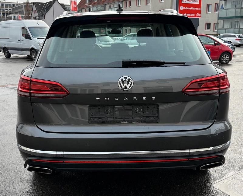 Gebraucht VW Touareg 286 PS (210 kW) 2019 Beige SUV