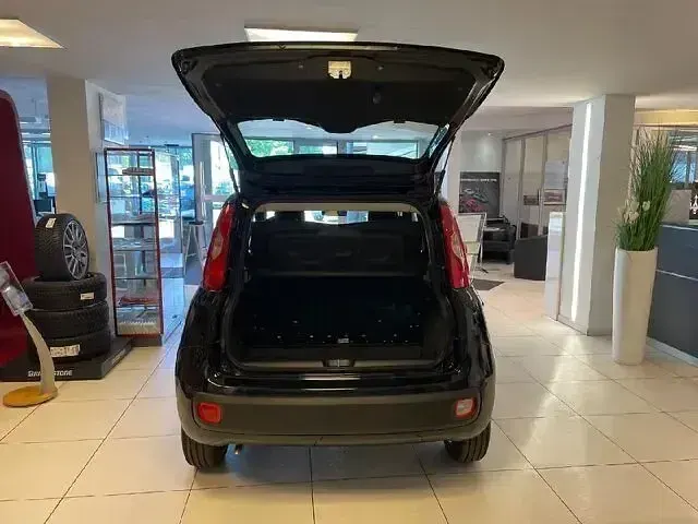 Neu Fiat Panda Icon 65 PS (47 kW) 2026 Schwarz Kleinwagen