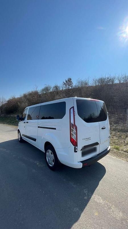 Gebraucht Ford Transit Custom 131 PS (96 kW) 2022 Weiß Van / Kleinbus