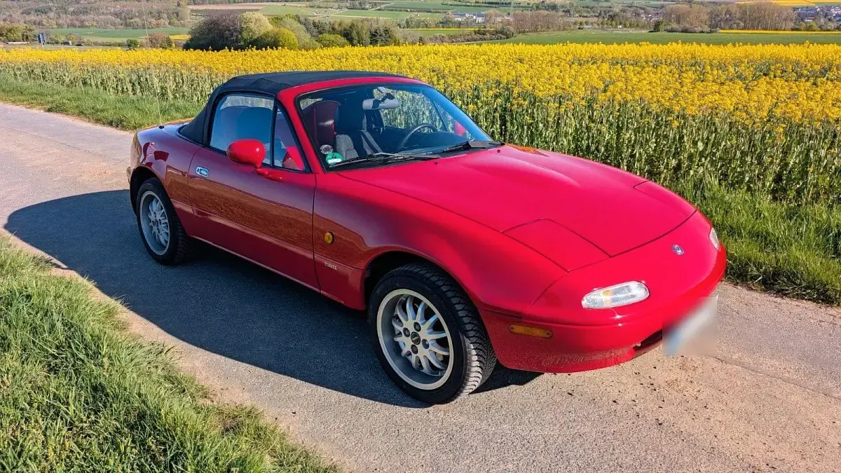 Gebraucht Mazda MX5 90 PS (66 kW) 1997 Rot Cabrio