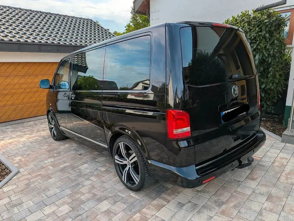 Używany VW T5 Highline 179 KM (131 kW) 2011 Czarny Van
