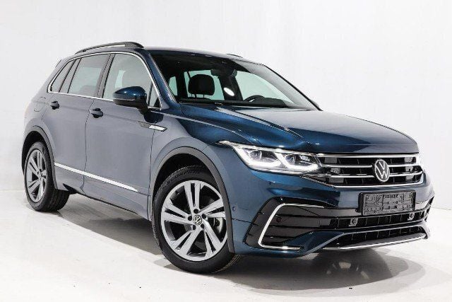 Grün metallic Gebraucht 2020 VW Tiguan R-line SUV | 22.000 € - Bild 1/3