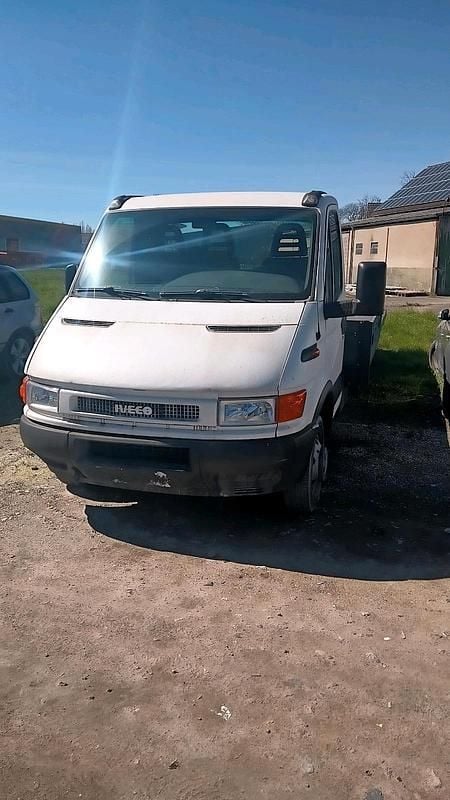 Second-hand Iveco Daily 125 CP (91 kW) 2000 Alb Pickup