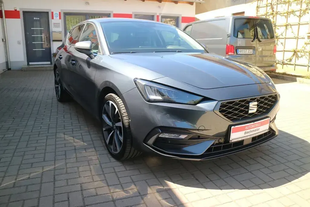 Gebraucht Seat Leon FR 150 PS (110 kW) 2021 "magnetic tech" Limousine