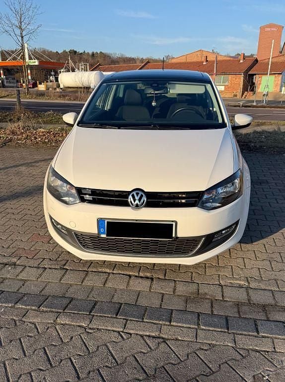 Gebraucht VW Polo Life 90 PS (66 kW) 2013 Weiß Kleinwagen