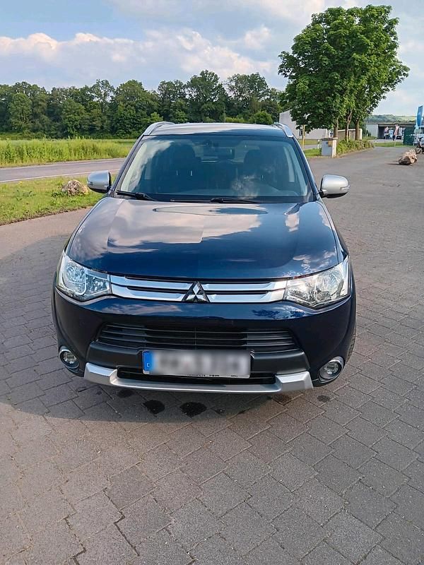 Gebraucht 2015 Mitsubishi Outlander SUV | 8.200 € (Fairer Preis) - Bild 1/4