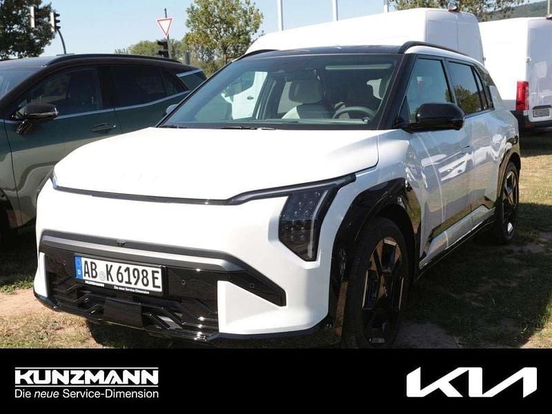 Weiß Gebraucht 2025 Kia EV3 3 SUV | 43.989 € (Etwas zu teuer) - Bild 1/4