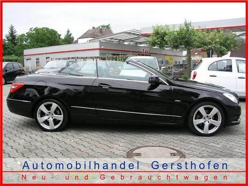 Gebraucht Mercedes E250 204 PS (150 kW) 2012 Obsidianschwarz Cabrio