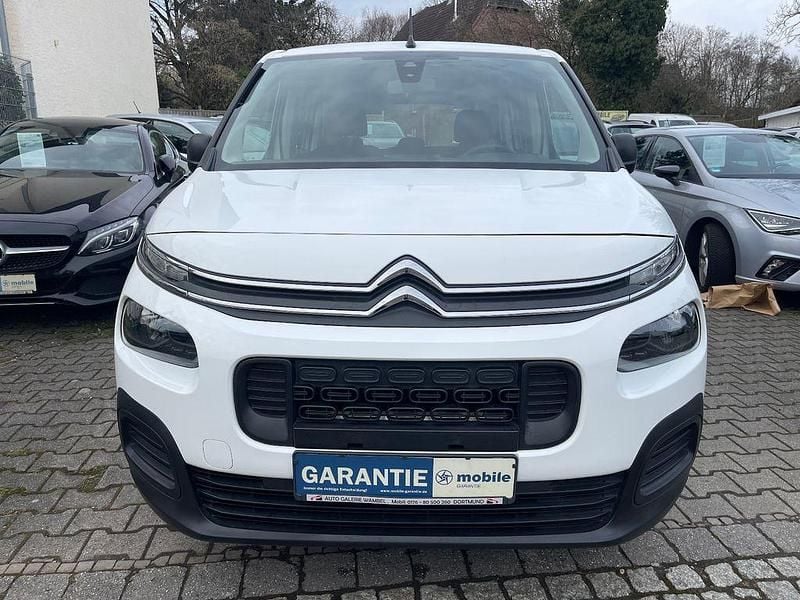 Weiß Gebraucht 2020 Citroën Berlingo Live Van / Kleinbus | 12.390 € (Superpreis) - Bild 1/4