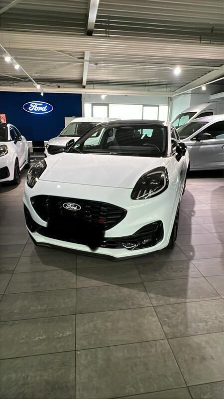 Weiß Gebraucht 2025 Ford Puma ST SUV | 34.799 € (Teuer) - Bild 1/4