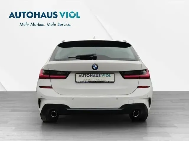 Gebraucht BMW 330 M Sport 265 PS (194 kW) 2019 Weiß Limousine