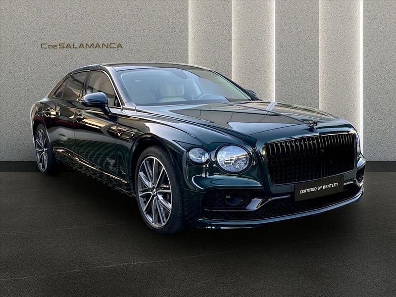 Gebraucht Bentley Flying Spur 551 PS (405 kW) 2023 Grün Limousine