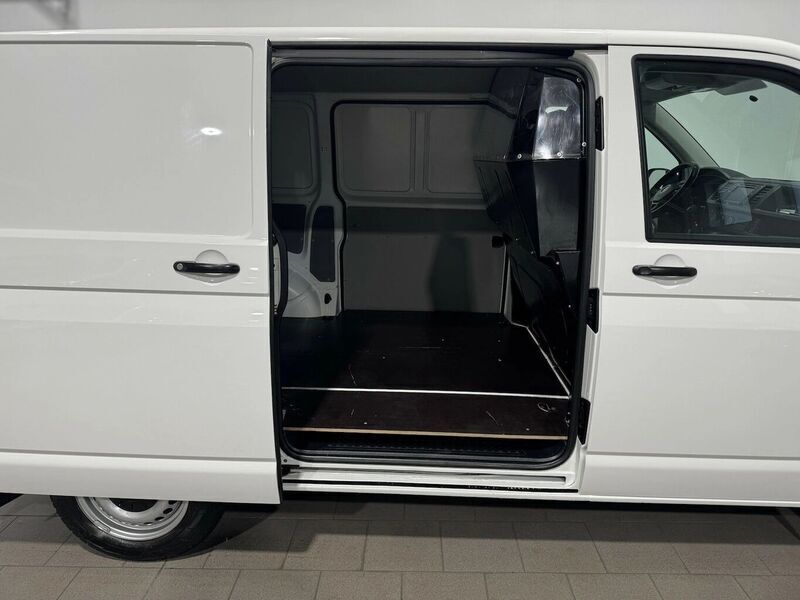Weiss Gebraucht 2018 VW T6 Van | 28.649 € (Guter Preis) - Bild 1/4