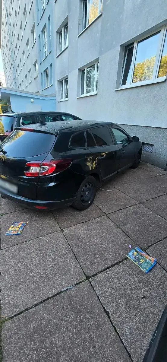 Gebraucht Renault Mégane GrandTour 110 PS (80 kW) 2011 Schwarz Kombi