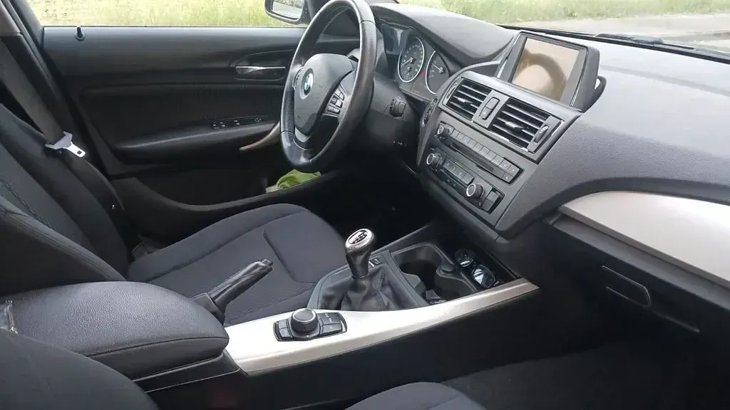 Gebraucht BMW 116 136 PS (100 kW) 2014 Schwarz Kleinwagen