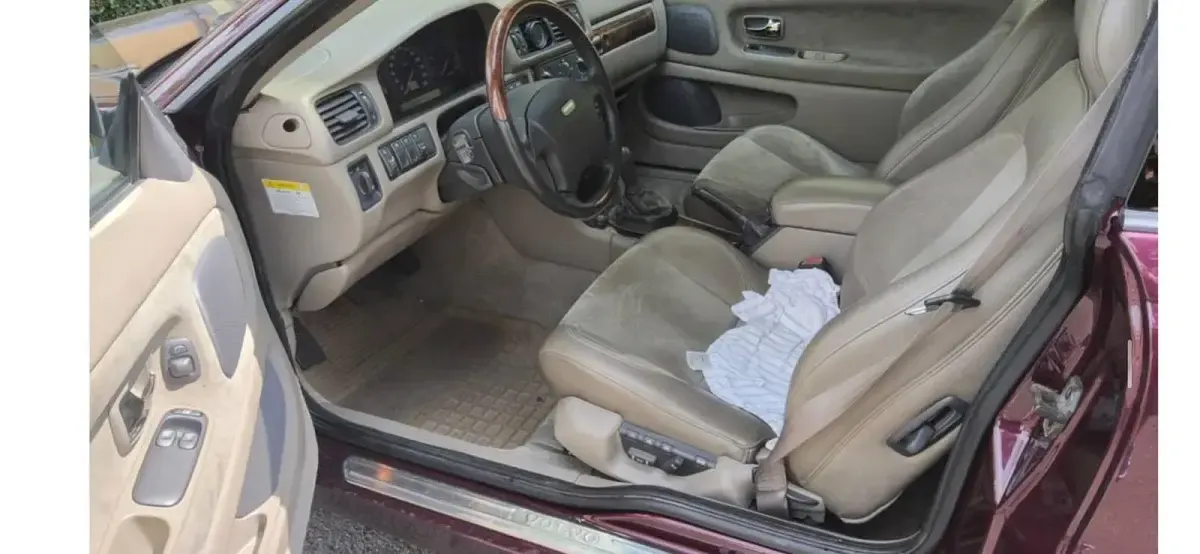 Gebraucht Volvo C70 239 PS (175 kW) 1997 Rot Coupé