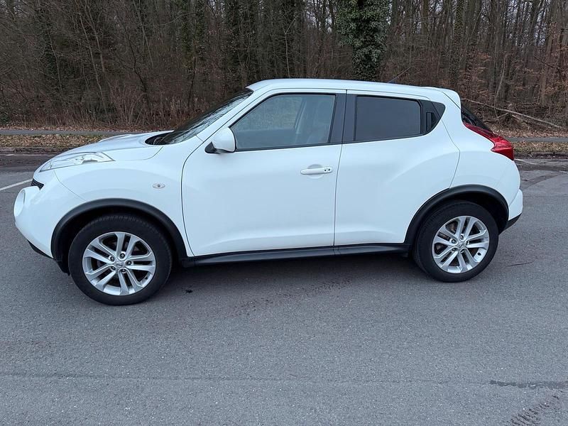 Gebraucht Nissan Juke Acenta 110 PS (80 kW) 2011 Weiß SUV
