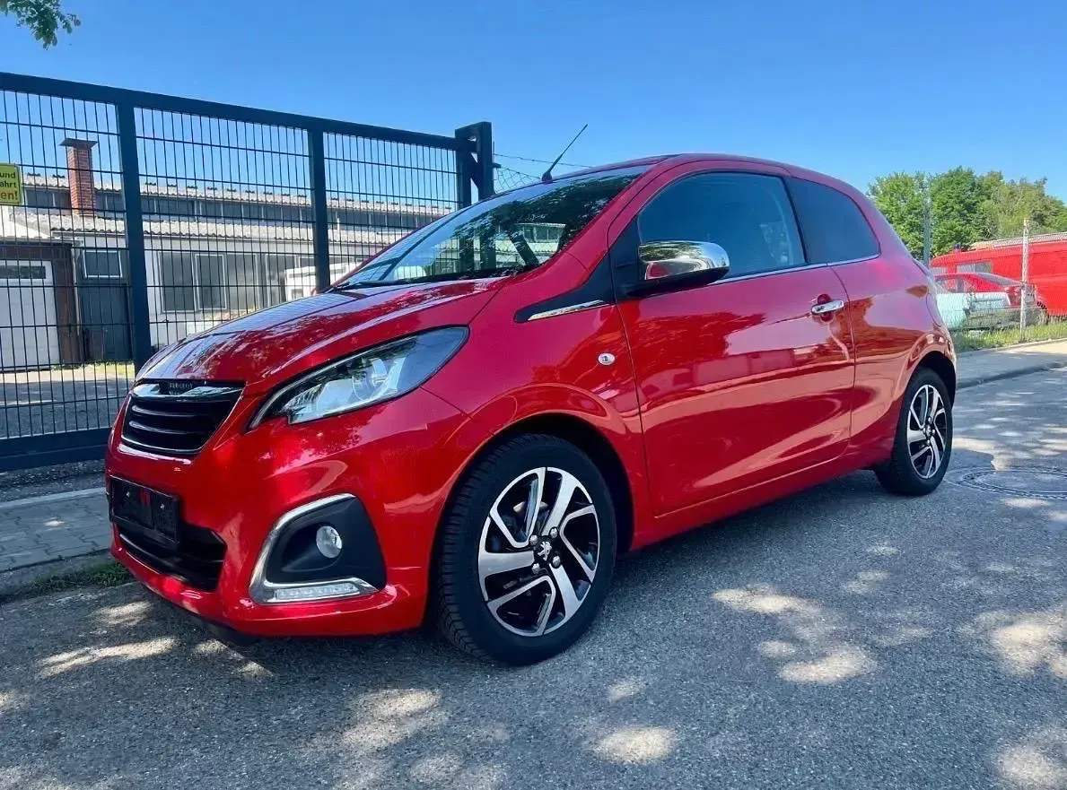 Gebraucht Peugeot 108 Allure 82 PS (60 kW) 2014 Rot Cabrio