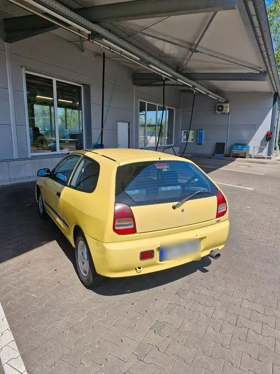 Gebraucht Mitsubishi Colt 75 PS (55 kW) 1997 Gelb Kleinwagen