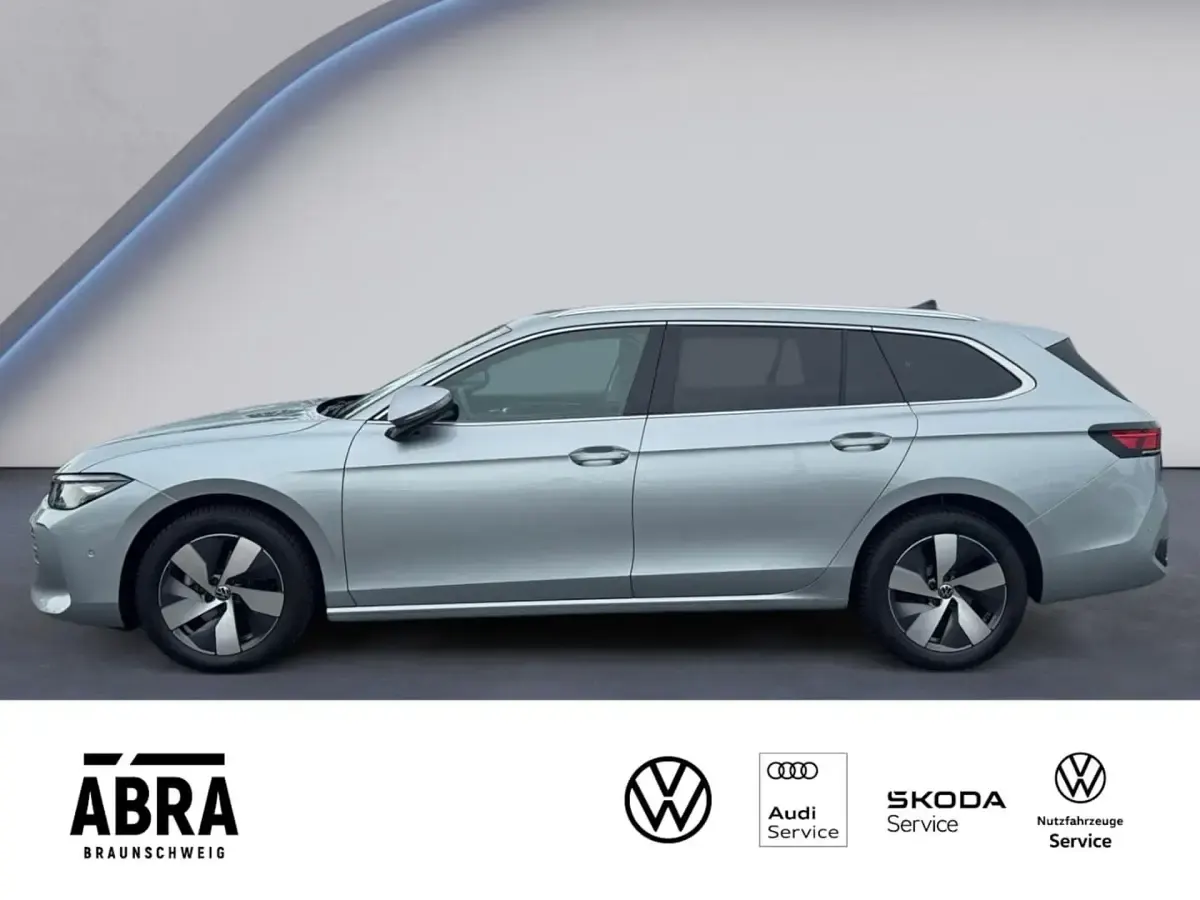Gebraucht VW Passat Business 150 PS (110 kW) 2025 Silber Kombi