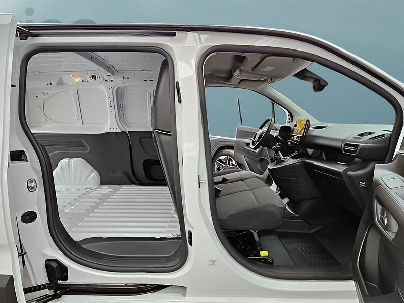 Neu Fiat Doblò 102 PS (75 kW) 2025 Van / Kleinbus