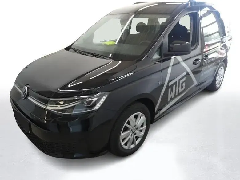 Gebraucht VW Caddy Life 102 PS (75 kW) 2022 Deep black perleffekt Van / Kleinbus