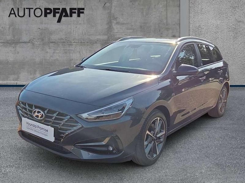 Dark knight Gebraucht 2021 Hyundai i30 Edition 30+ Kombi | 18.490 € (Fairer Preis) - Bild 1/4