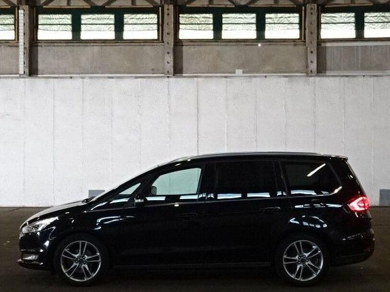 Gebraucht Ford Galaxy Titanium 241 PS (177 kW) 2019 Iridiumschwarz metallic Van / Kleinbus