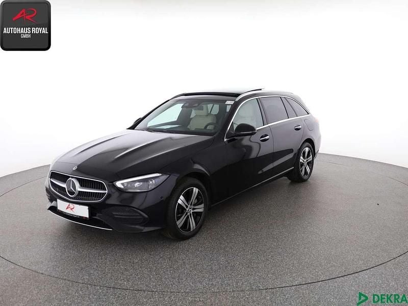 Schwarz Gebraucht 2022 Mercedes C300e Avantgarde Kombi | 32.480 € (Superpreis) - Bild 1/4