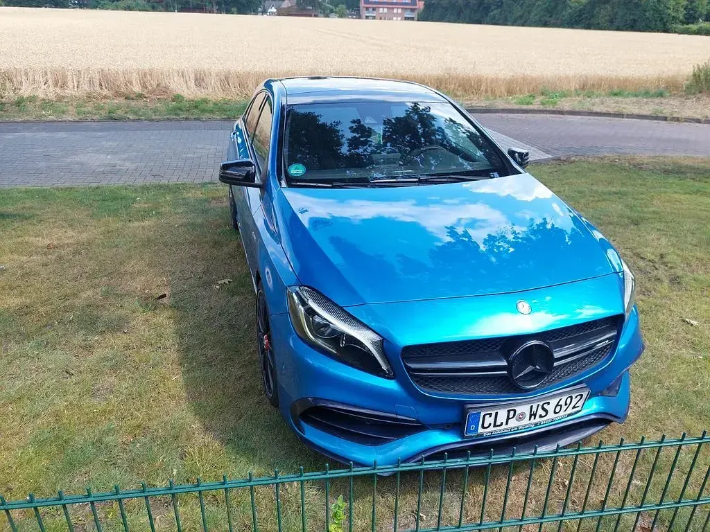 Gebraucht Mercedes A45 AMG AMG 381 PS (280 kW) 2016 Blau Kleinwagen