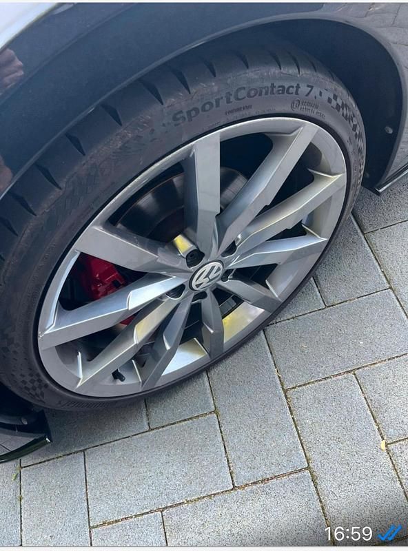 Gebraucht VW Beetle 220 PS (161 kW) 2018 Silber Kleinwagen