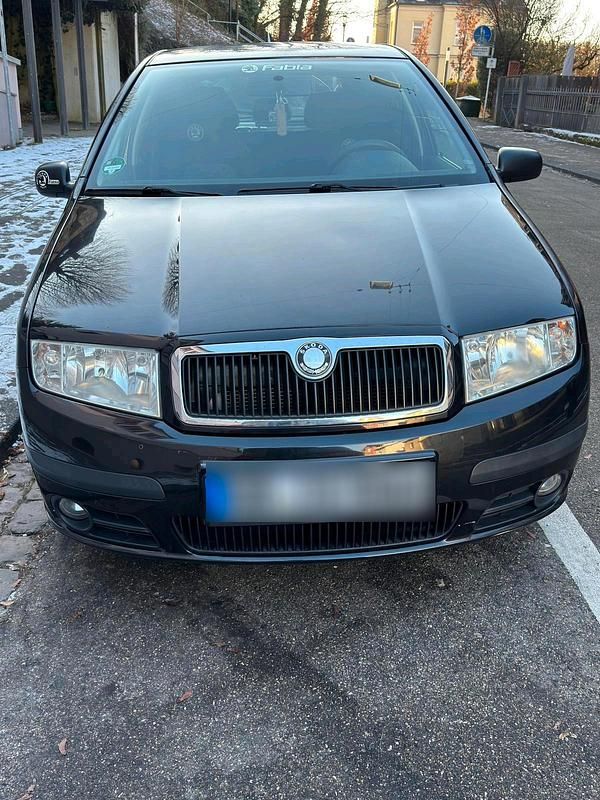 Gebraucht Skoda Fabia 60 PS (44 kW) 2004 Schwarz Limousine