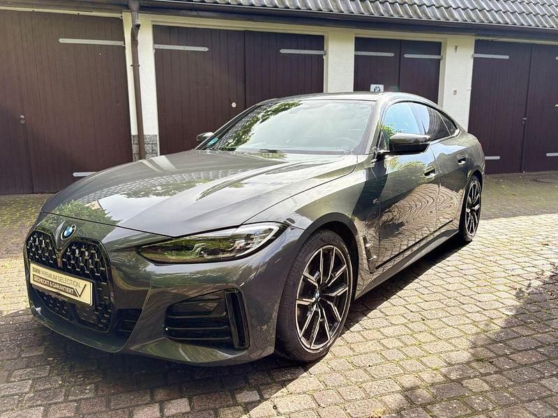 Grau Gebraucht 2024 BMW 420 Gran Coupé M Sport Coupé | 38.988 € (Superpreis) - Bild 1/4