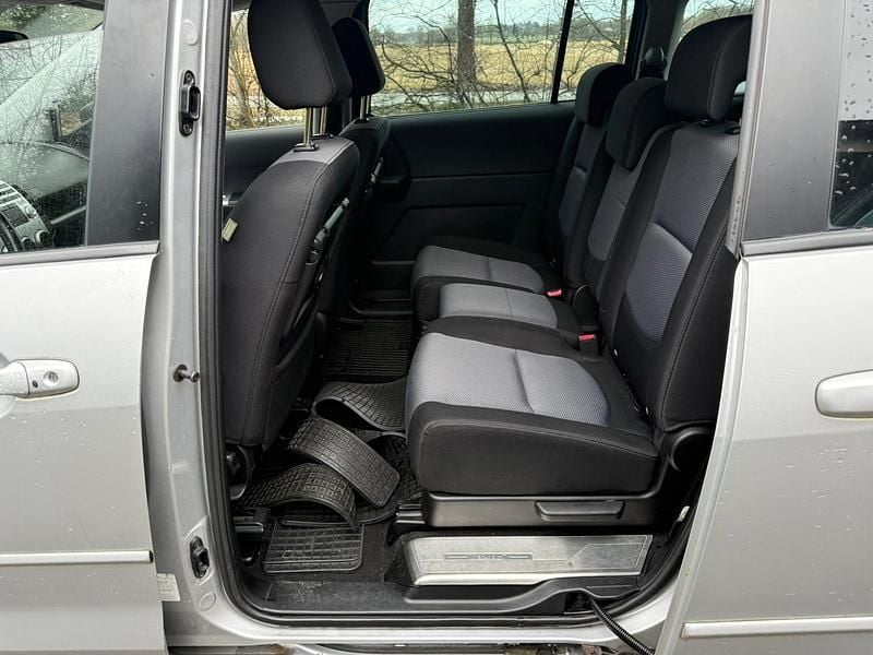Second-hand Mazda 5 140 CP (102 kW) 2006 Argintiu Monovolum