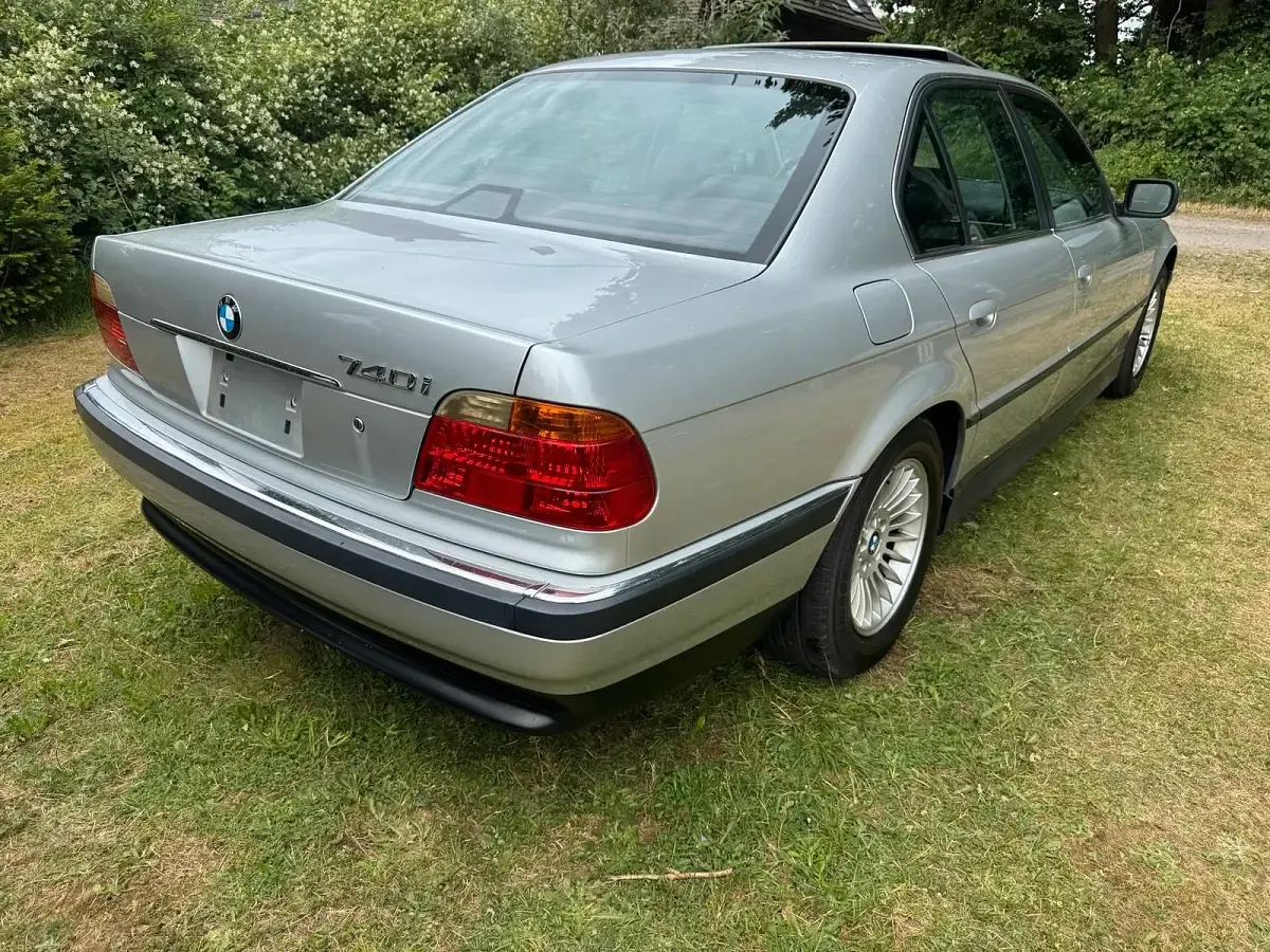 Gebraucht BMW 740 286 PS (210 kW) 1999 Silber Limousine