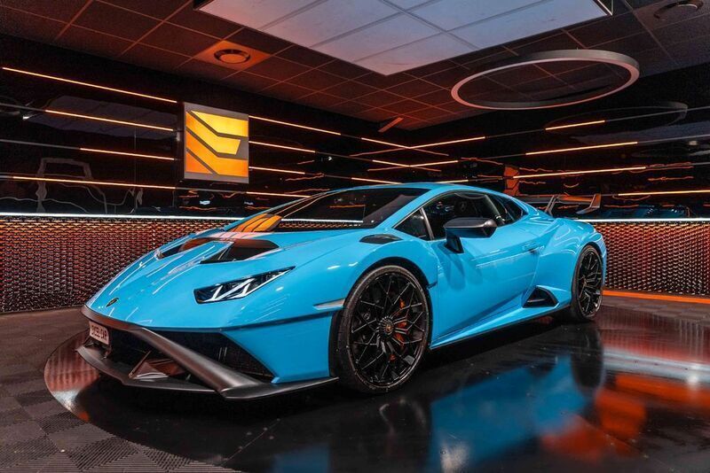 Blau Gebraucht 2021 Lamborghini Huracán | 389.900 € - Bild 1/4