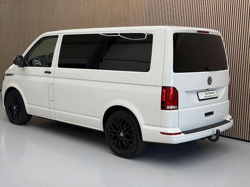 Usado VW Multivan 150 HP (110 kW) 2021 Branco Van
