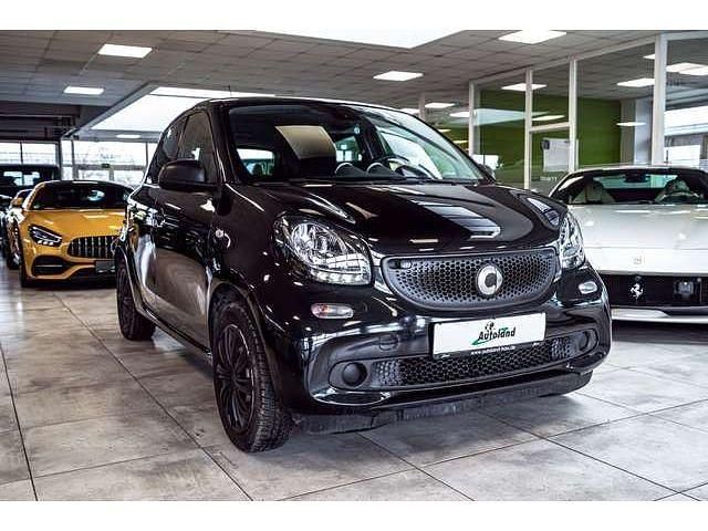 Gebraucht Smart ForFour 71 PS (52 kW) 2018 Schwarz Kleinwagen