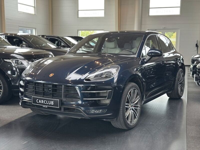 Blau Gebraucht 2016 Porsche Macan Turbo SUV | 29.995 € (Etwas zu teuer) - Bild 1/4