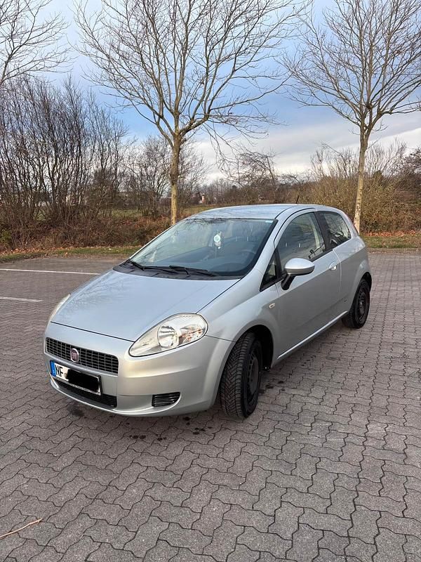 Gebraucht Fiat Punto 77 PS (56 kW) 2008 Grau Kleinwagen