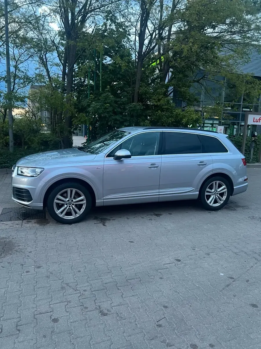 Usado Audi Q7 218 HP (160 kW) 2017 Cinzento SUV