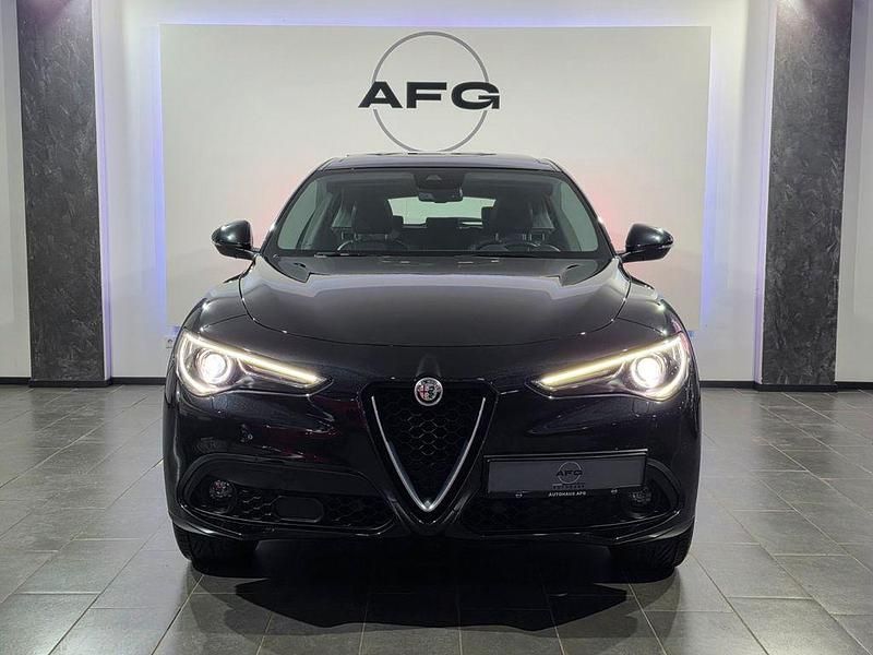 Gebraucht Alfa Romeo Stelvio 209 PS (153 kW) 2017 Schwarz SUV