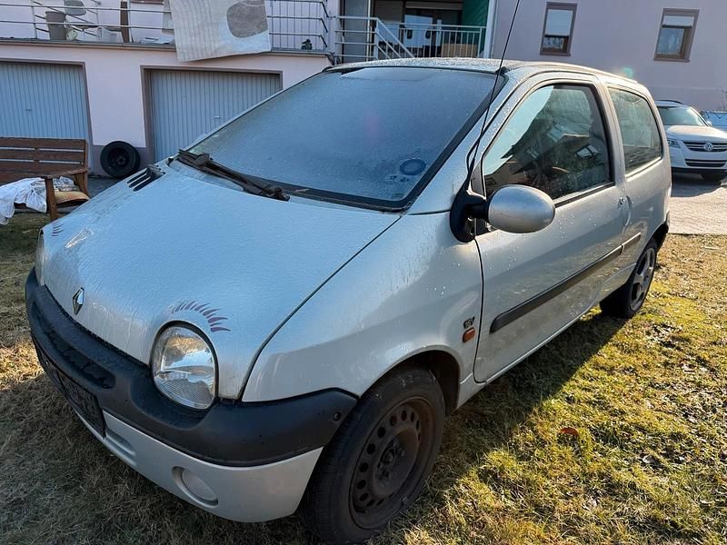 Gebraucht Renault Twingo 75 PS (55 kW) 2002 Silber Kleinwagen