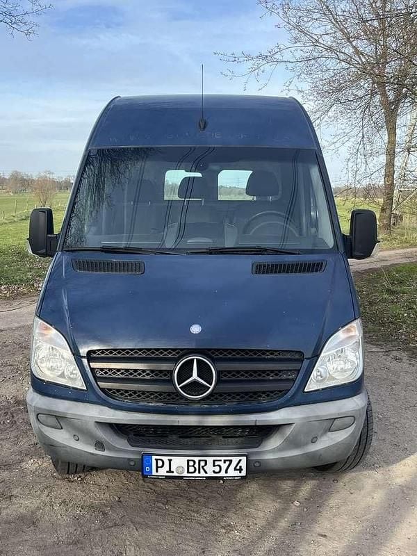 Gebraucht Mercedes Sprinter 163 PS (119 kW) 2011 Blau Van